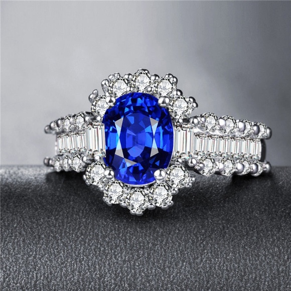 Elegant 925 Silver Ring Oval Cut Blue Sapphire New - Picture 2 of 5